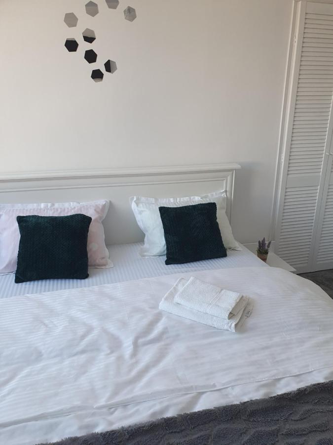 Apartament Tiron In Centru Orasului Gura Humorului Bagian luar foto