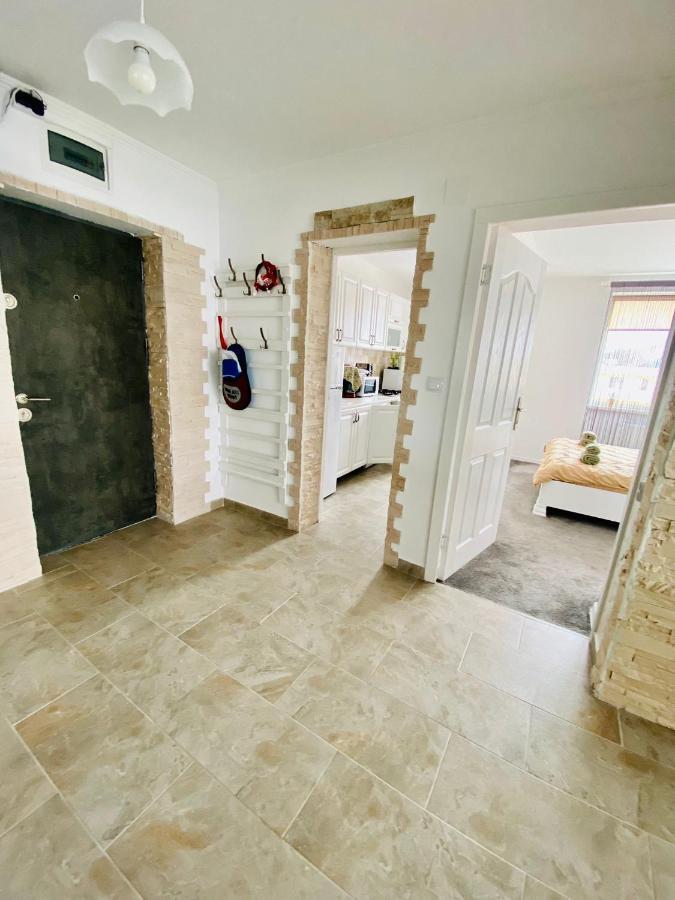 Apartament Tiron In Centru Orasului Gura Humorului Bagian luar foto